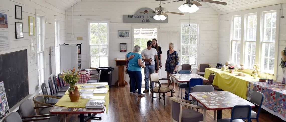 BACK TO SCHOOL AT HISTORIC COUNTRY SCHOOLS